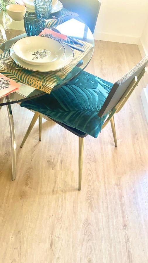 Appartement Chic Apartments- Free Parking - 10 Min From Bcn Centre By Metro Barcelona